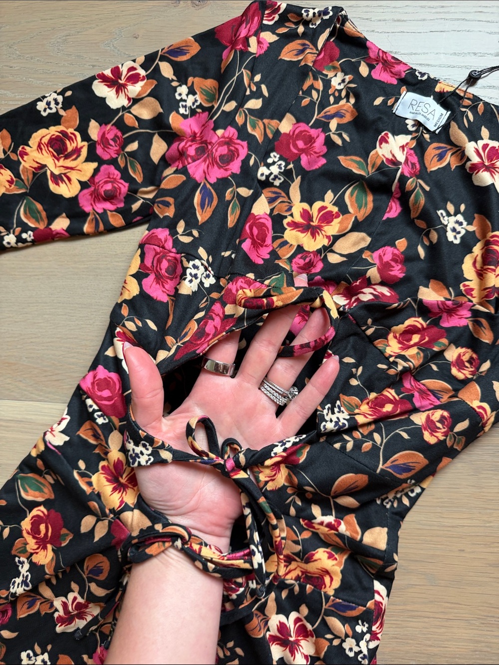 RESA Simone Dress in Rosie - Picture 4 of 4